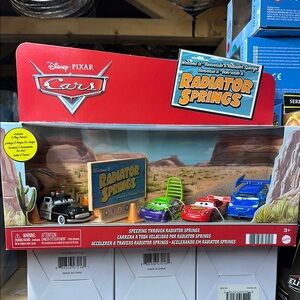 Disney radiator springs set  Cars Vehicle Collection collectible